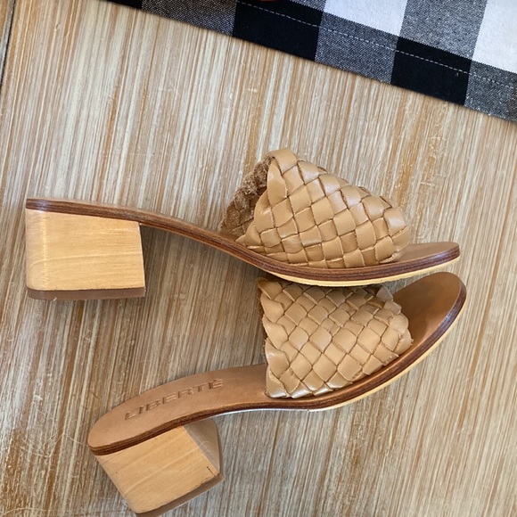 Liberte size 6 sandal - Picture 10 of 15